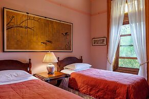 Suites in a Manhattan Mansion