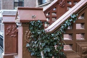 Suites in a Manhattan Mansion