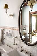 Suites in a Manhattan Mansion