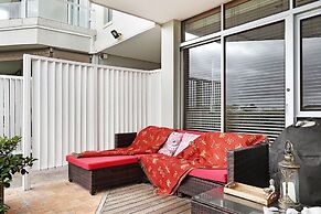 Dolphin Beach E5
