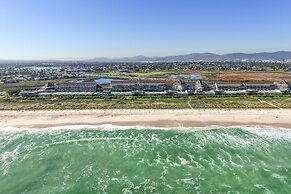 Dolphin Beach E5
