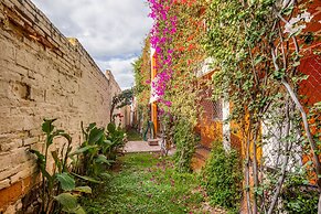 Hotel Posada Bugambilias