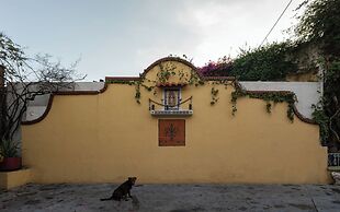 Hotel Posada Bugambilias