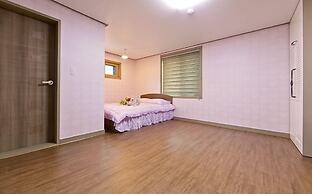 Boryeong Laon Pension