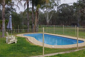 Deniliquin Pioneer Tourist Park