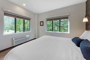 The Cranberry, Ascend Hotel Collection