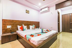 FabHotel Yashaswi Comforts