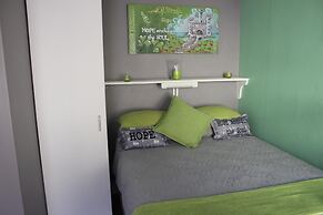 PhysEQFiT Guesthouse