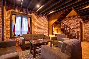 Basera Boutique Hotel