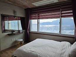 Namhae Oceanview Pension