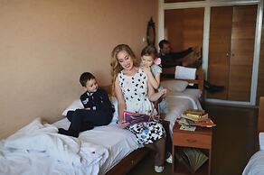 Econom hotel Equator - Hostel