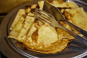 Econom hotel Equator - Hostel