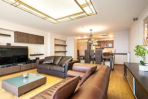 WINWINSTAY Exclusive Apartments by River Daugava