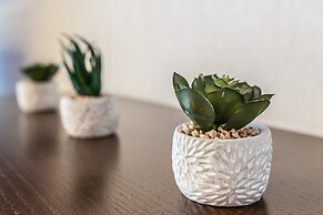 WINWINSTAY Exclusive Apartments by River Daugava