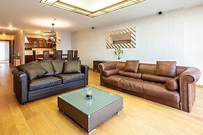 WINWINSTAY Exclusive Apartments by River Daugava