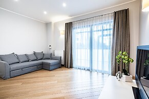 WINWINSTAY Exclusive Apartments by River Daugava
