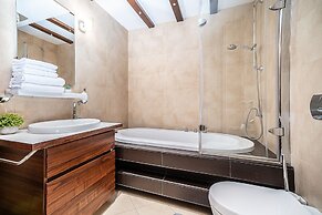 WINWINSTAY Exclusive Apartments by River Daugava