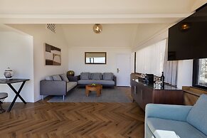 Herbert Samuel Royal Shangri-La Eilat