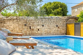 Hedera Estate, Villa Hedera IV