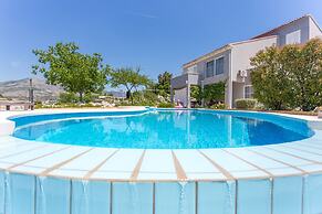 Green Hills Apartment