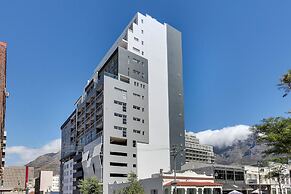 Luxury Table Mountain Balcony Apartment