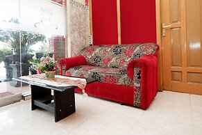 OYO 1312 Graha Wisata Hotel