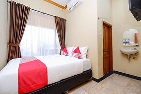OYO 1312 Graha Wisata Hotel