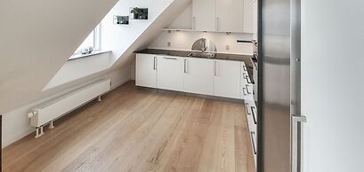 Harbour Penthouse