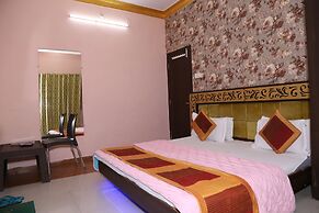 Hotel Shri Karani Vilas