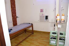 Hotel Shri Karani Vilas