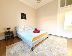 Spacious Apartment In Glasgow