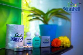 Nutshell Airport Retreat by the Sea