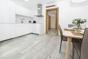 Gibralfaro Premium Center