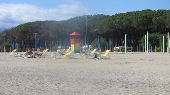 Happy Camp in Camping Villaggio Thurium