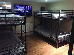 Bobby's Bunkhouse - Hostel