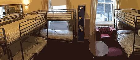 Bobby's Bunkhouse - Hostel