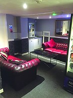 Bobby's Bunkhouse - Hostel