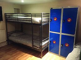 Bobby's Bunkhouse - Hostel