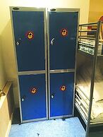 Bobby's Bunkhouse - Hostel