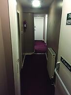 Bobby's Bunkhouse - Hostel