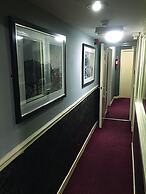 Bobby's Bunkhouse - Hostel