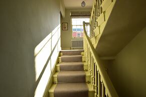 14 St Saviour's Place