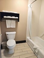 Days Inn by Wyndham Rosenberg