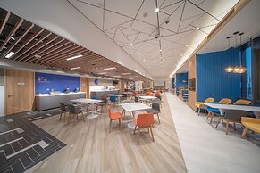 Holiday Inn Express Shanghai Huijin by IHG