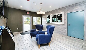 Hotel Blue Spring