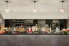 Ramada Encore by Wyndham Muscat Al-Ghubra