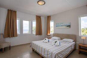 Blue Bay Beach Apartments