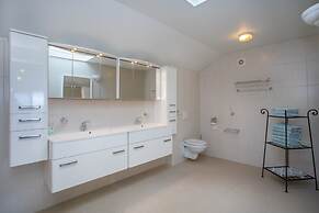 Blue Bay Beach Apartments