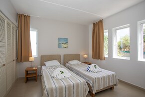 Blue Bay Beach Apartments