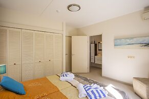 Blue Bay Beach Apartments